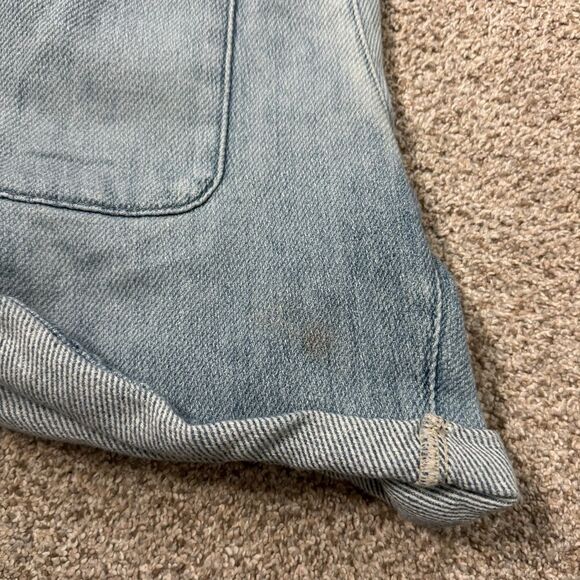 NEW We the Free People blue distressed relaxed cuffed denim shorts size 28 - Picture 6 of 10